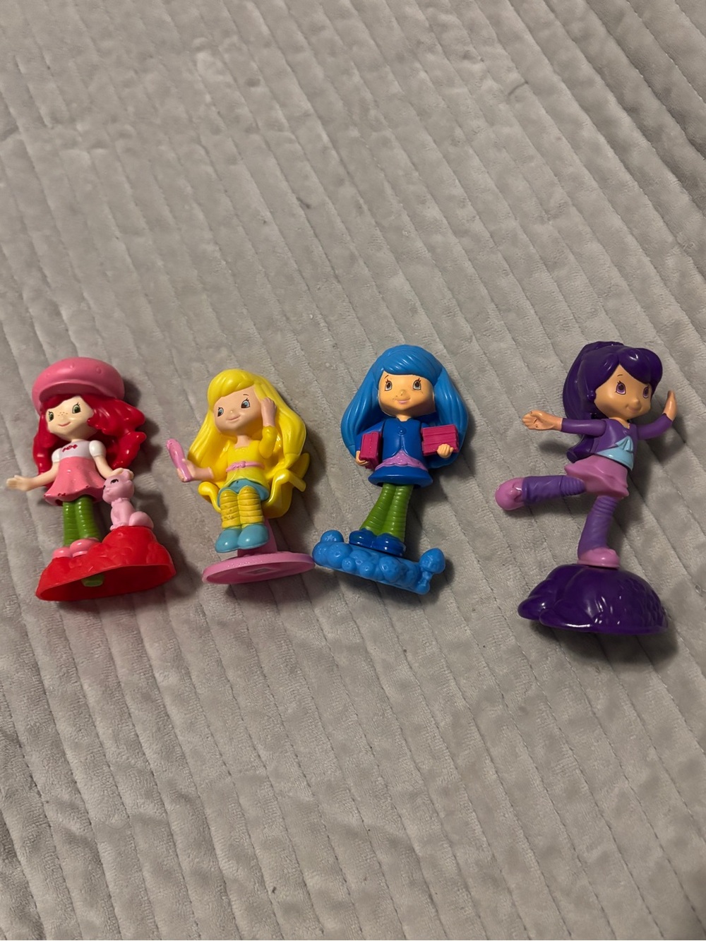 2011 McDonald’s Strawberry Shortcake Happy Meal Figures Lot of 4